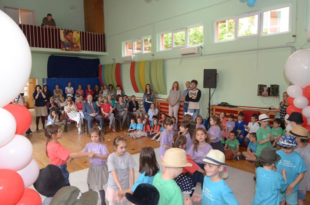 Ноле обновио вртић Веверицу